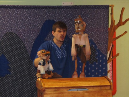 Hop sa, hor sa, zem otvor sa